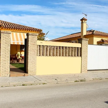 Chalet Alegria Con Piscina Y Wifi Holiday home *