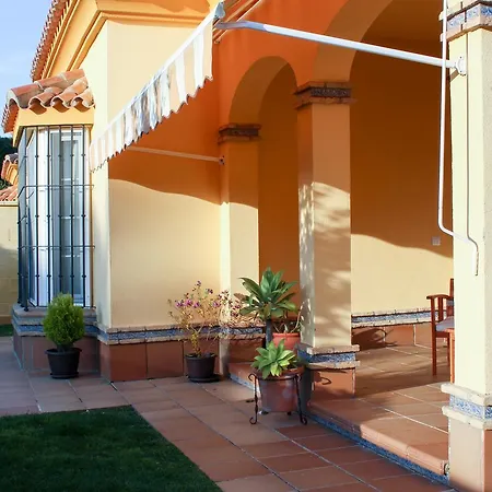 Holiday home Chalet Alegria Con Piscina Y Wifi *