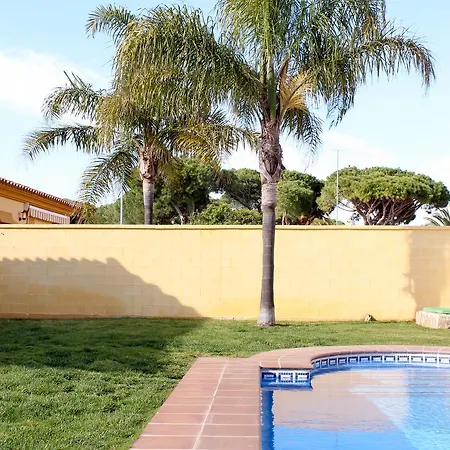 Holiday home Chalet Alegria Con Piscina Y Wifi